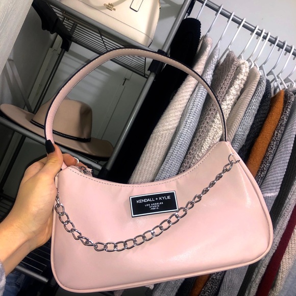 Kendall & Kylie Handbags - Kendall+Kylie Bag🖤